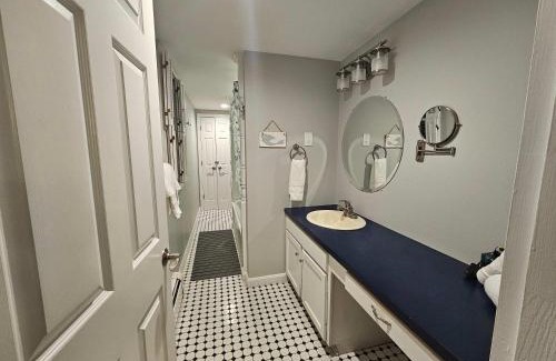 Block Island Hotel | Waverly Suite 1