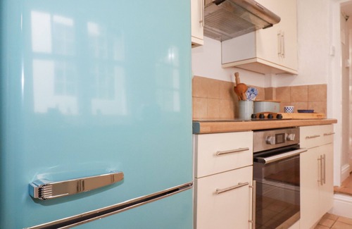 Portmellon Cottage | WAVES END, romantic, character holiday cottage in Mevagissey