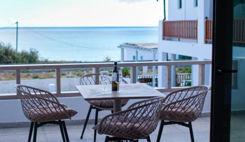 Skiros House | Waves Skyros
