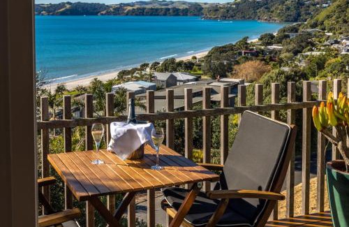 Onetangi House | Wavesong - Stay Waiheke