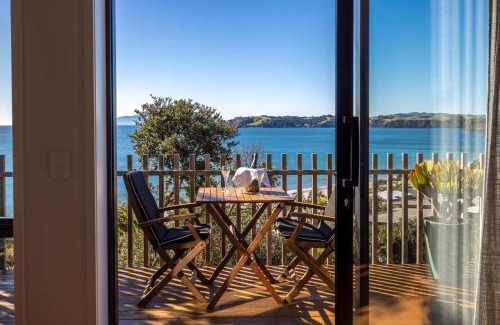 Onetangi House | Wavesong - Stay Waiheke
