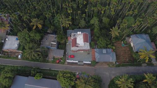 Sulthan Bathery Apartment | Wayanadan Huts Entire First Floor Only