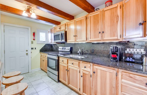 Waynesville Apartment | Waynesville Studio Suite < 1 Mi to Downtown!