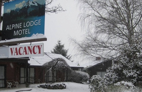 West Coast Region House | We are just about 3 minutes from city centre of Arthurs Pass