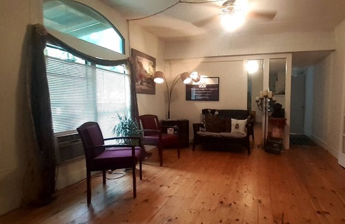 Shepherd House | We are the Doorway to Lake Livingston. Comfortable, clean and cozy country air.