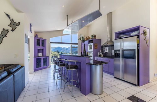 Portage House | WE'VE FOUND PARADISE - A COMPLETE PACKAGE