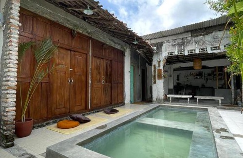 Yogyakarta House | Weave & Woof Stay