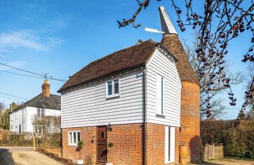 Abbess Roding House | Weaversden Oast