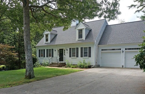 Centerville House | Wedgewood Cottage On the Cape