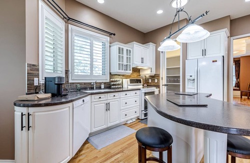 West Edmonton Apartment | Wedgewood House Sarup
