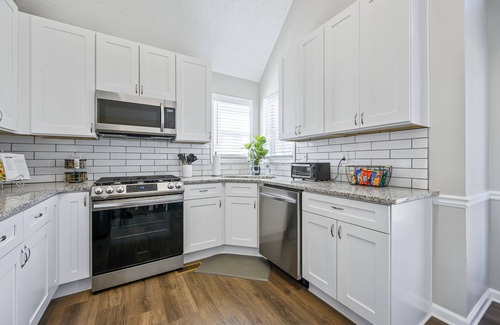 Adairsville House | Weekday Pricing Live! Cozy Spot for Extended Stays