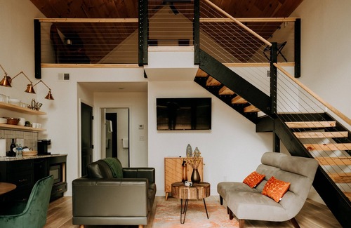 Gatlinburg - Pigeon Forge Cottage | Weekday Special as Low as $99 - 3