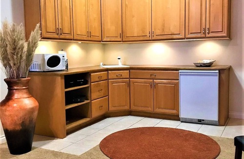 Sudden Valley House | Weekend Escape! Amazing Three Bedroom, Two Bedroom w/Movie Theater and Hot Tub.