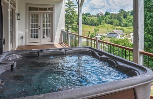 Weaverville House | Weekend friends and fam! Media room, Hot Tub, Firepit, Sleeps 18 minutes to Asheville