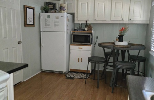Iuka House | Weekend Retreat in Pickwick 3-bedroom home in Counce with WiFi, AC