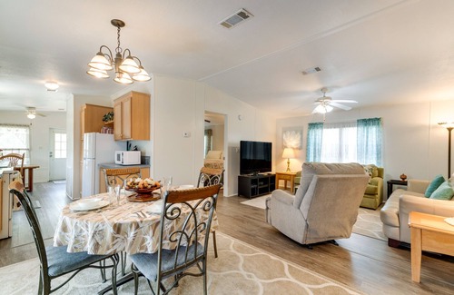 Brooksville House | Weeki Wachee Vacation Rental ~ 13 Mi to the Ocean!