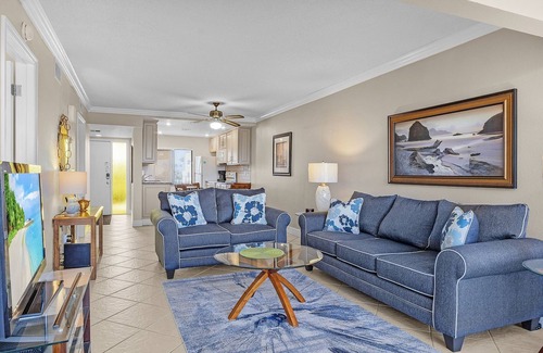Mid Island Condo | Weekly Discount! 126 Charming Beachfront 2BR/2BA Condo w/Balcony