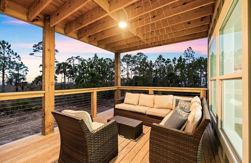 Port St. Joe House | ~Weekly Specials ~Bayfront retreat with stunning sunsets near Cape San Blas