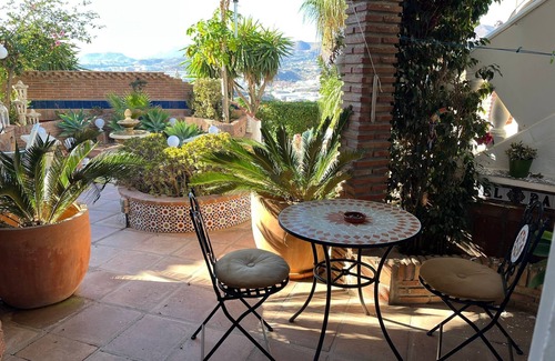 Torre de Benagalbon Bed & Breakfast | Wees Welkom bij Casa Hermosa en Geniet in een Oase van Rust
