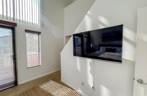 Park West Apartment | *WEHO/Beverly Hills* Luxury 2BD/2.5BA + Balconies