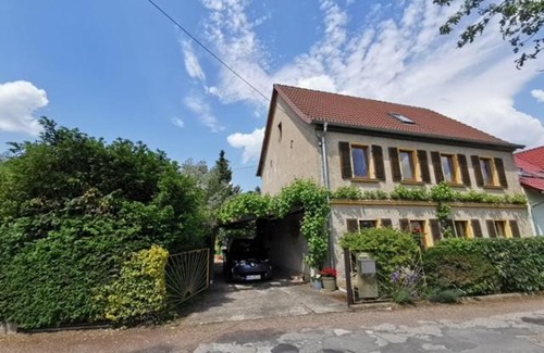 Naumburg Apartment | Weinberghaus von Annett und Peterle