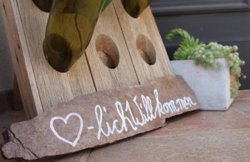 Reil House | Weingut-Brennerei-Gästehaus Emil Dauns