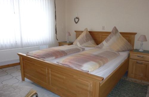 Reil House | Weingut-Brennerei-Gästehaus Emil Dauns