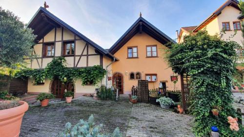Ruedesheim am Rhein Hotel | Weingut Magdalenenhof