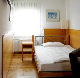 Mainz-Bingen Hotel | Weinhaus Selmigkeit