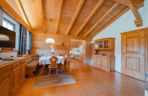 Sankt Martin bei Lofer Apartment | Weissbachergut by Interhome