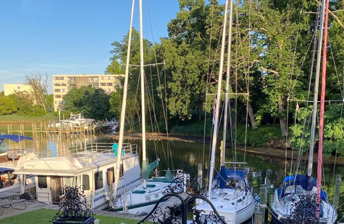 Eastport Boat Rental | Welcome Aboard the Back of the Moon