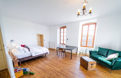 Manzac-sur-Vern Cottage | Welcome at Manoir de Dives