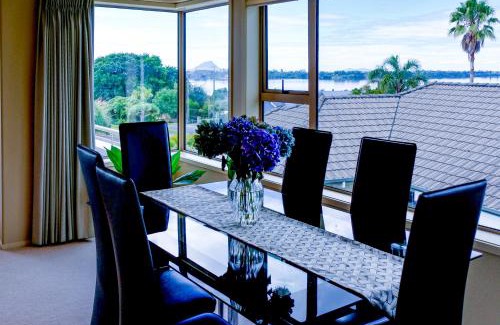 Welcome Bay Bed & Breakfast | Welcome Bay Heights