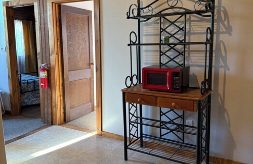 Limerick Apartment | Welcome Home - Enjoy a Quiet Country Apartment on a Bed and Breakfast Property