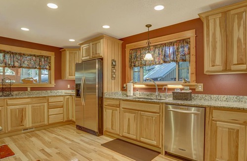 Rhododendron House | Welcome home to Wandering Woods.