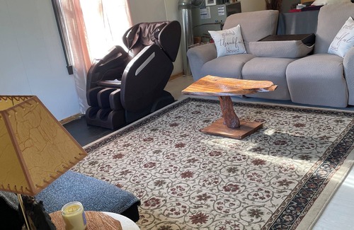 International Falls House | Welcome Hunters and Fishermen