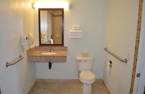 Corona Hotel | Welcome Inn Corona