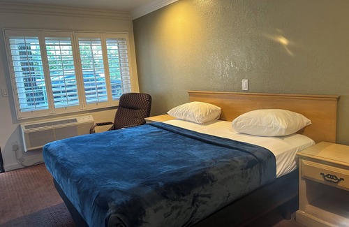 Eagle Rock Hotel | Welcome Inn on Colorado Blvd