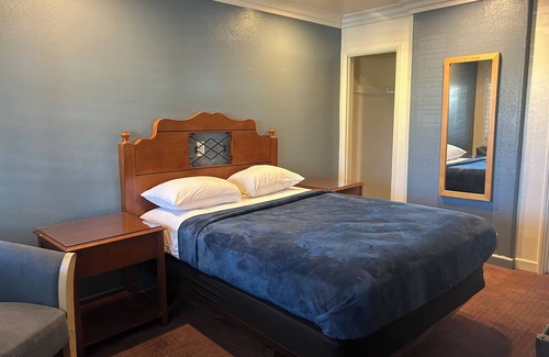 Eagle Rock Hotel | Welcome Inn on Colorado Blvd