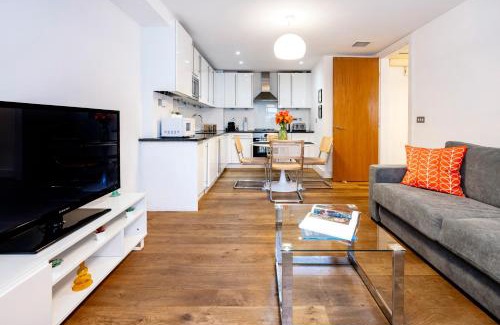 Holborn and Covent Garden Apartment | Welcome London - New Oxford Street