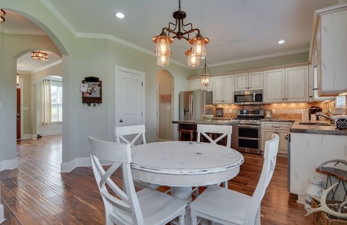 Grovetown House | Welcome master guest