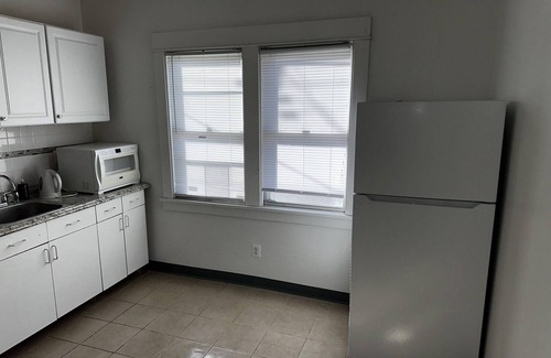 Cheektowaga House | Welcome to 26 Pine Ridge Ter, your cozy home retreat!