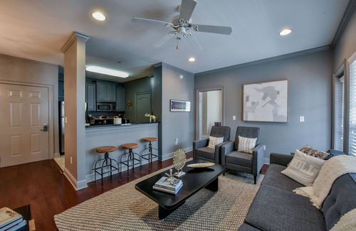 Tuscaloosa Condo | Welcome to Bear's Den! Walk to the Coliseum, Stadium, and The Strip!
