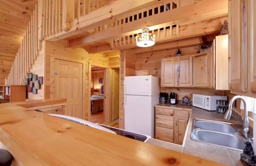 Lake Lure Cabin | Welcome to Bearfoot Cabin