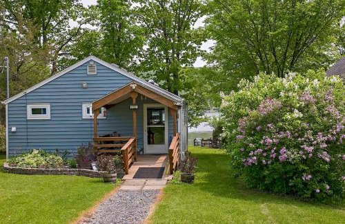 Hammondsport House | Welcome to Blue Bungalow-Waneta