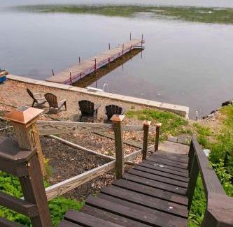 Hammondsport House | Welcome to Blue Bungalow-Waneta