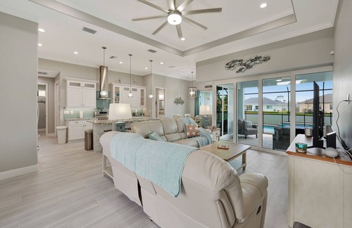 Broadmoor House | Welcome to Blue Haven, your new favorite vacation destination