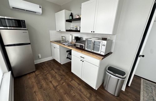 Hot Springs Village House | Welcome to Blue Mountain View Cozy 1-bedroom Guest house with WiFi, AC