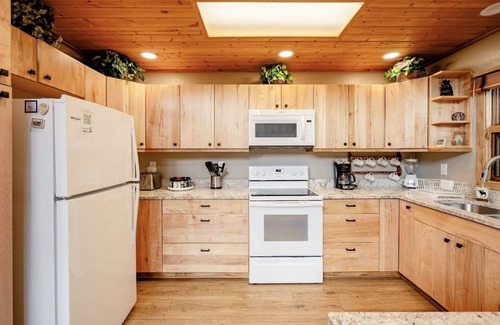 Breckenridge House | Welcome to Breckenridge and Haus Crisler! A beautiful home on Peak 7.