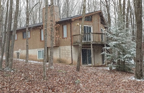 Mount Pocahontas House | Welcome to Casa Pocono! Pet Friendly! Your amazing Weekend Gateway